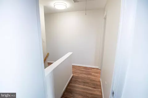 Entry Way - 9278 Taney Rd, Manassas, VA 20110 photo 4 of 4