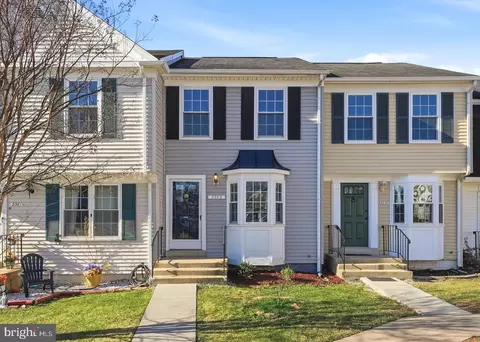 8359 Georgian Ct, Manassas, VA 20110