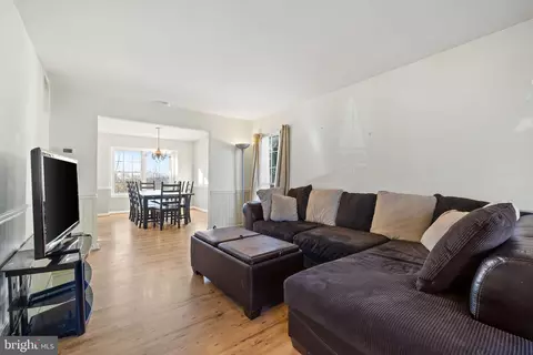 9403 Cloverhill Ct, Manassas, VA 20110 photo 15