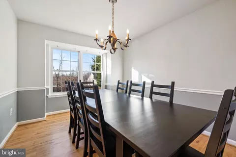 9403 Cloverhill Ct, Manassas, VA 20110 photo 12