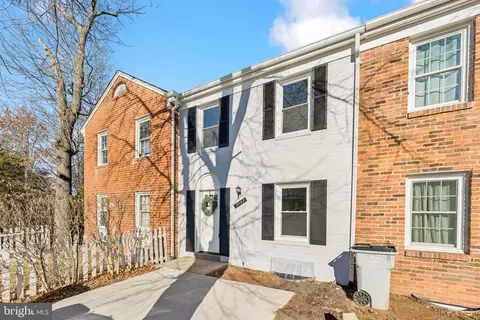 9703 Bragg Ln, Manassas, VA 20110