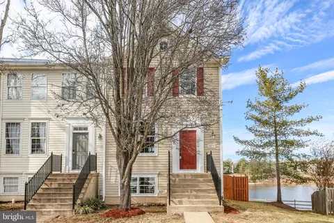 10260 Magnolia Grove Dr, Manassas, VA 20110
