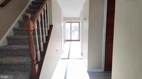 Entry Way - 9064 Mcrae Ct, Manassas, VA 20110 photo 1 of 6