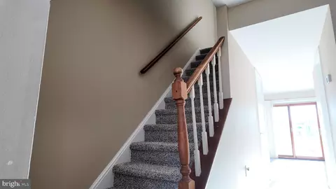 Entry Way - 9064 Mcrae Ct, Manassas, VA 20110 photo 6 of 6