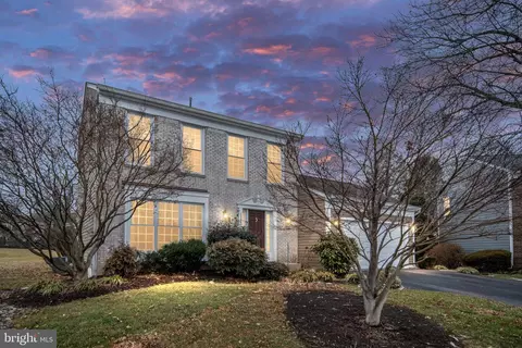 9508 Lehr Ct, Manassas, VA 20110