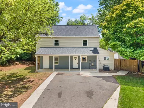 8605 Kirby St, Manassas, VA 20110