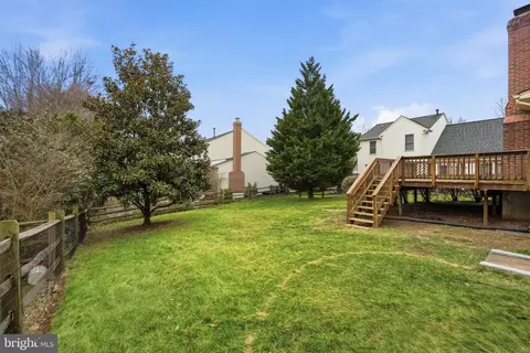 Exterior - 10162 Corydalis Ct, Manassas, VA 20110 photo 4 of 6