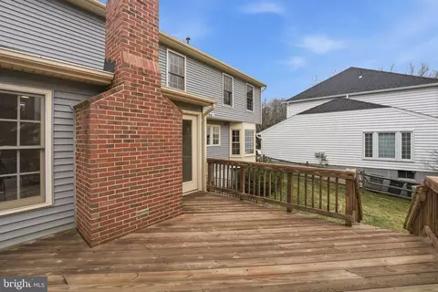 Exterior - 10162 Corydalis Ct, Manassas, VA 20110 photo 3 of 6