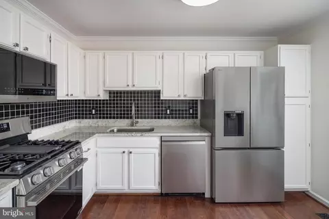 8770 Deblanc Pl, Manassas, VA 20110 photo 15
