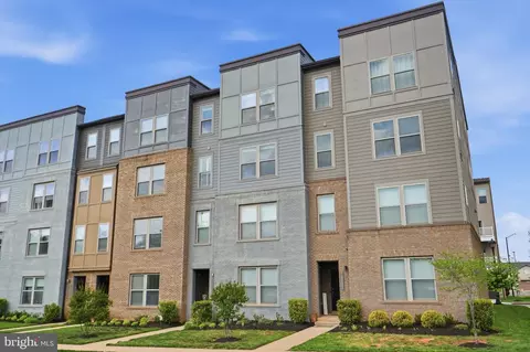10441 Ratcliffe Trl, Manassas, VA 20110