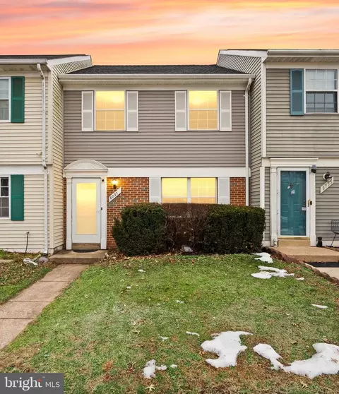 8737 Bretton Woods Dr, Manassas, VA 20110