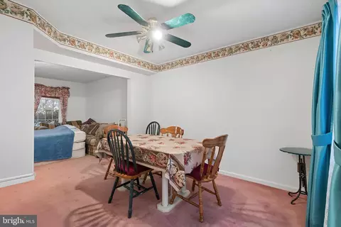 Dining - 9131 Karlo St, Manassas, VA 20110 photo 2 of 2