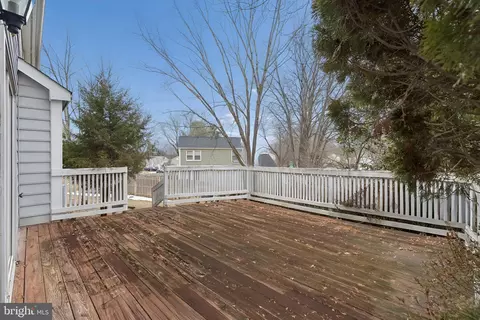 Exterior - 9131 Karlo St, Manassas, VA 20110 photo 6 of 9