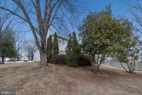 Exterior - 9131 Karlo St, Manassas, VA 20110 photo 8 of 9