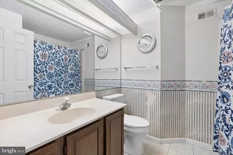 Bath - 9131 Karlo St, Manassas, VA 20110 photo 4 of 4