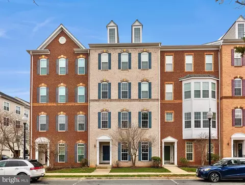 9409 Stonewall Rd, Manassas, VA 20110