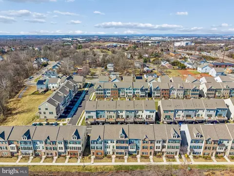 View/Area - 9365 Barnes Loop, Manassas, VA 20110 photo 4 of 6