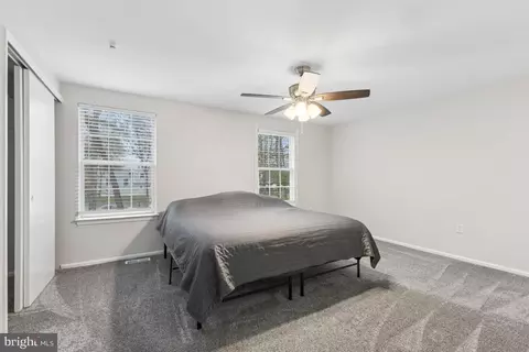 Bedroom - 8653 Braxted Ln, Manassas, VA 20110 photo 2 of 4