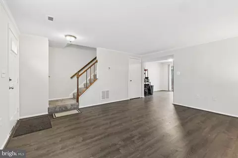 Entry Way - 8653 Braxted Ln, Manassas, VA 20110 photo 1 of 5