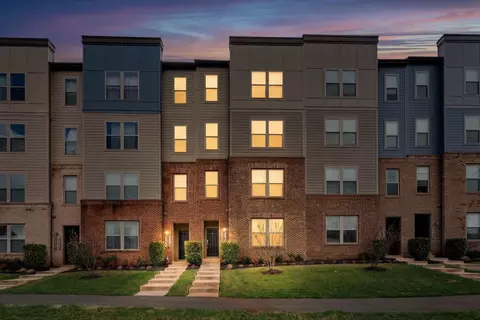 10312 Ratcliffe Trl, Manassas, VA 20110