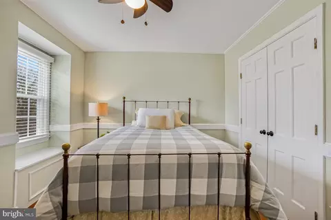 Bedroom - 8749 Weir St, Manassas, VA 20110 photo 5 of 10
