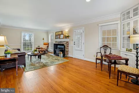 Living - 8749 Weir St, Manassas, VA 20110 photo 1 of 1