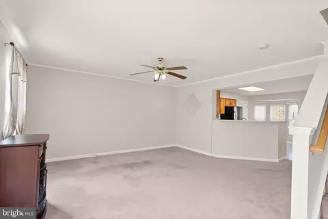 Living - 9041 Coriander Cir, Manassas, VA 20110 photo 4 of 7