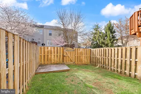 Exterior - 9041 Coriander Cir, Manassas, VA 20110 photo 4 of 5