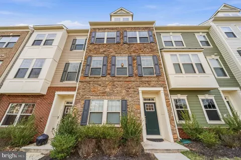 9309 Barnes Loop, Manassas, VA 20110