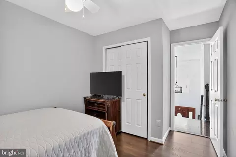 Bedroom - 10272 Cedar Ridge Dr, Manassas, VA 20110 photo 9 of 11