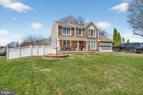Exterior - 10272 Cedar Ridge Dr, Manassas, VA 20110 photo 5 of 13