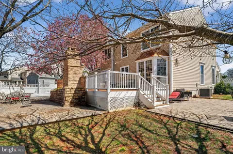 Exterior - 10272 Cedar Ridge Dr, Manassas, VA 20110 photo 11 of 13