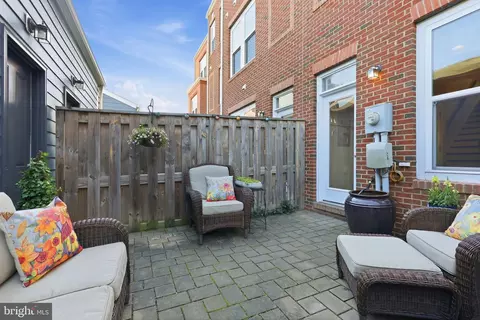 Exterior - 8934 Center St, Manassas, VA 20110 photo 2 of 4