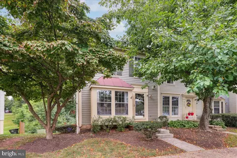 9781 Mock Orange Ct, Manassas, VA 20110