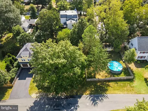 View/Area - 9105 Ewell St, Manassas, VA 20110 photo 1 of 7
