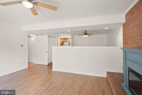 Living - 9418 Robnel Ave, Manassas, VA 20110 photo 4 of 4