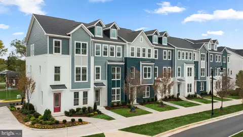 1 Mulberry Ln #TYLER 20-R2, Manassas, VA 20110