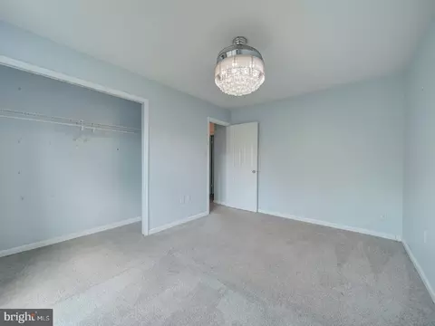 Bedroom - 9618 Clover Hill Rd, Manassas, VA 20110 photo 9 of 10
