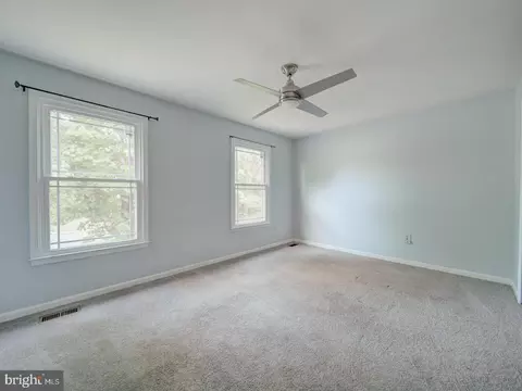 Bedroom - 9618 Clover Hill Rd, Manassas, VA 20110 photo 3 of 10