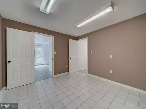 Bedroom - 9618 Clover Hill Rd, Manassas, VA 20110 photo 10 of 10