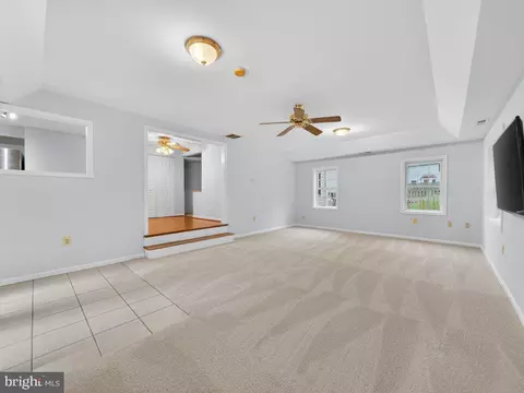 Living - 9136 Karlo St, Manassas, VA 20110 photo 12 of 15