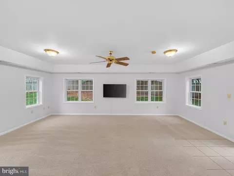 Living - 9136 Karlo St, Manassas, VA 20110 photo 10 of 15