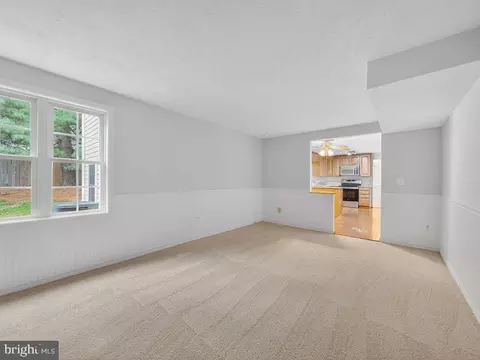 Living - 9136 Karlo St, Manassas, VA 20110 photo 9 of 15