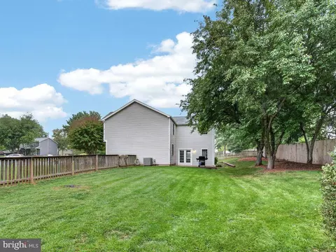 Exterior - 9136 Karlo St, Manassas, VA 20110 photo 3 of 4