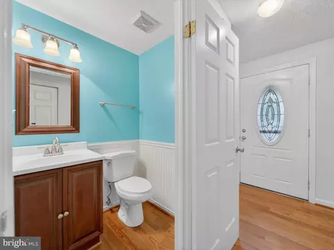 Entry Way - 9136 Karlo St, Manassas, VA 20110 photo 2 of 7