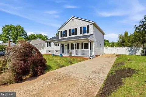 8487 Kirby St, Manassas, VA 20110