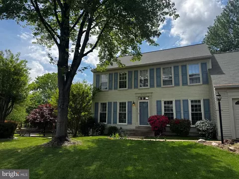 9368 Dahlia Ct, Manassas, VA 20110