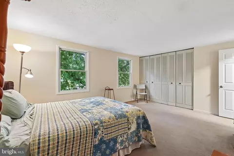 Bedroom - 10103 Trinity Ln, Manassas, VA 20110 photo 6 of 6