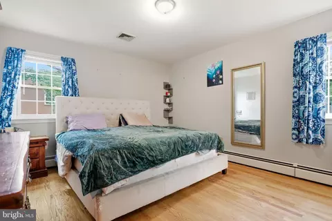 Bedroom - 8911 Peabody St, Manassas, VA 20110 photo 1 of 6