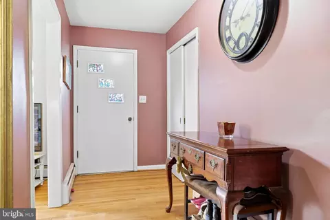 Entry Way - 8911 Peabody St, Manassas, VA 20110 photo 1 of 5